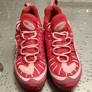 Nike Air Max Red and Pink 98 SE Valentines Day Track Athletic Shoes